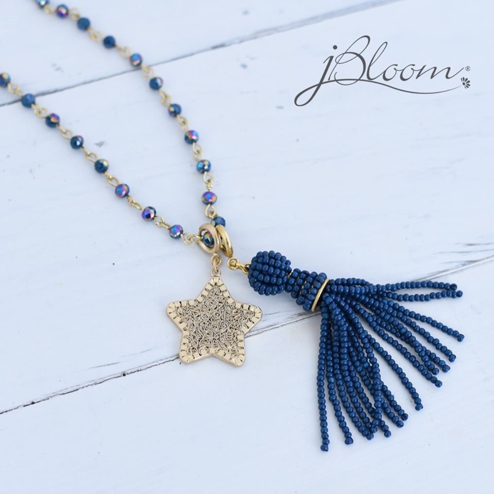 jBloom🌸Navy Seed Tassel Charm